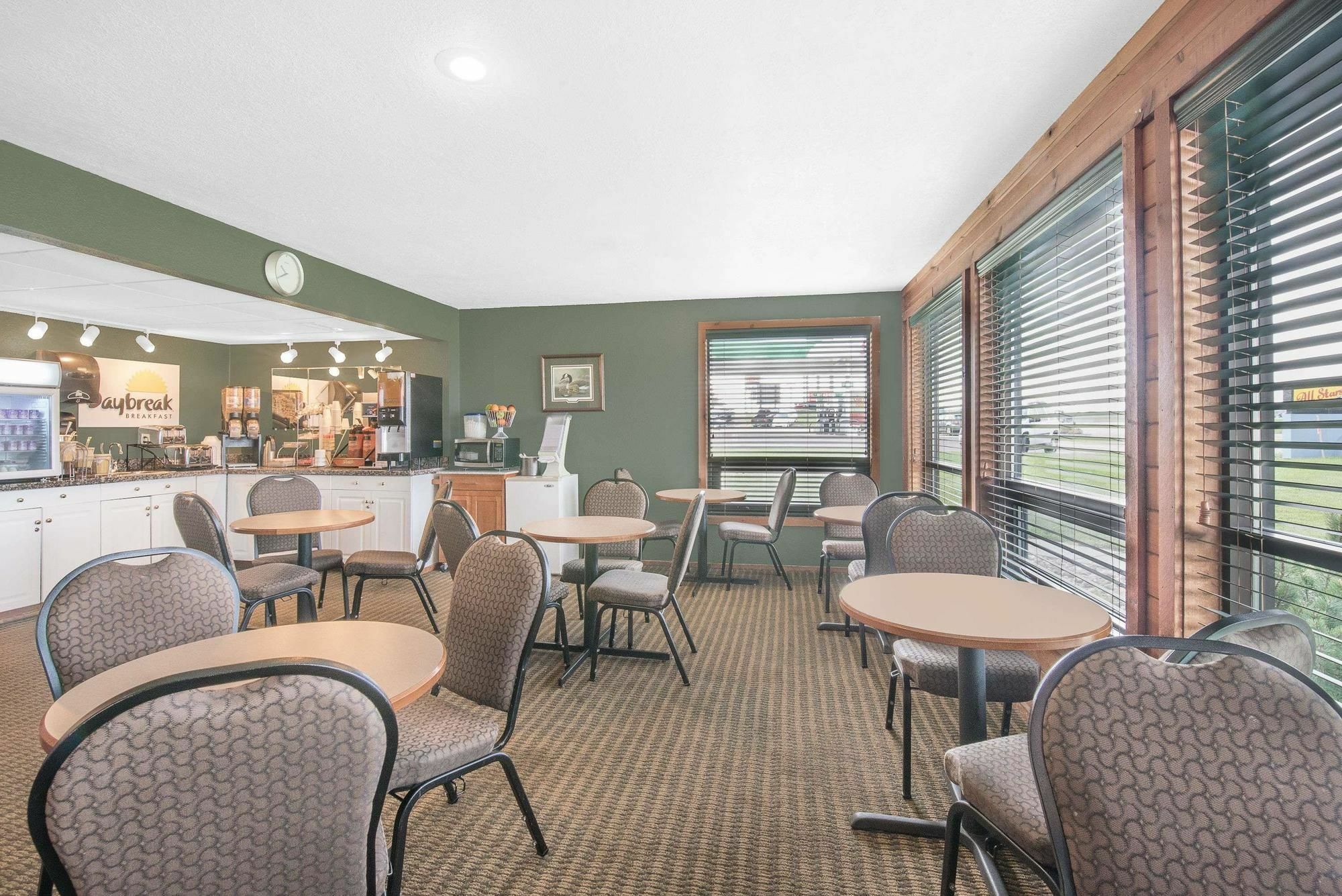 Days Inn By Wyndham Mitchell Sd Exterior foto